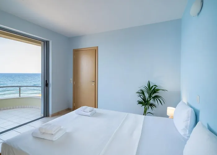 Galini Residences モネンバシア